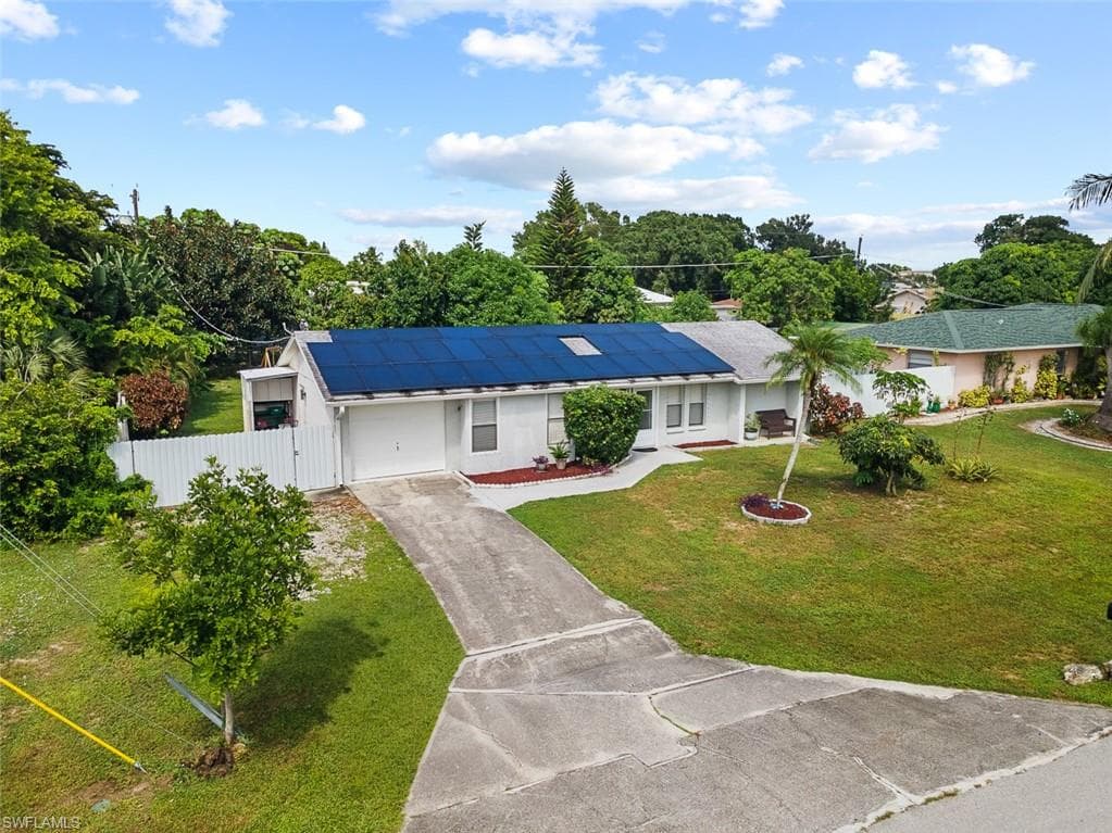 4633 31st AVE SW NAPLES, FL 34116
