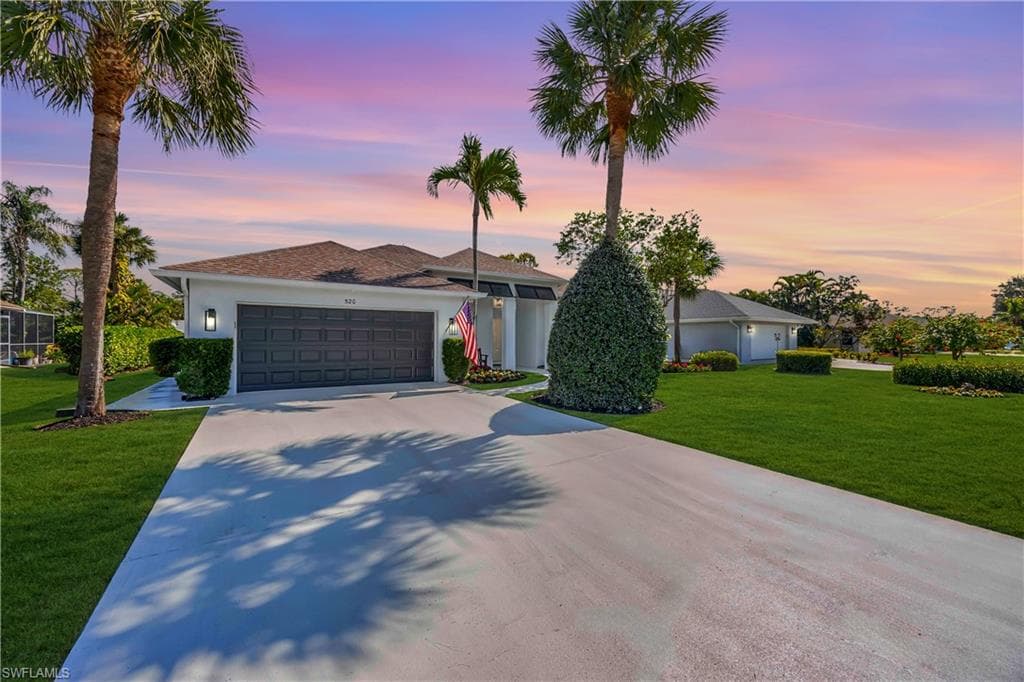 520 Raven WAY NAPLES, FL 34110