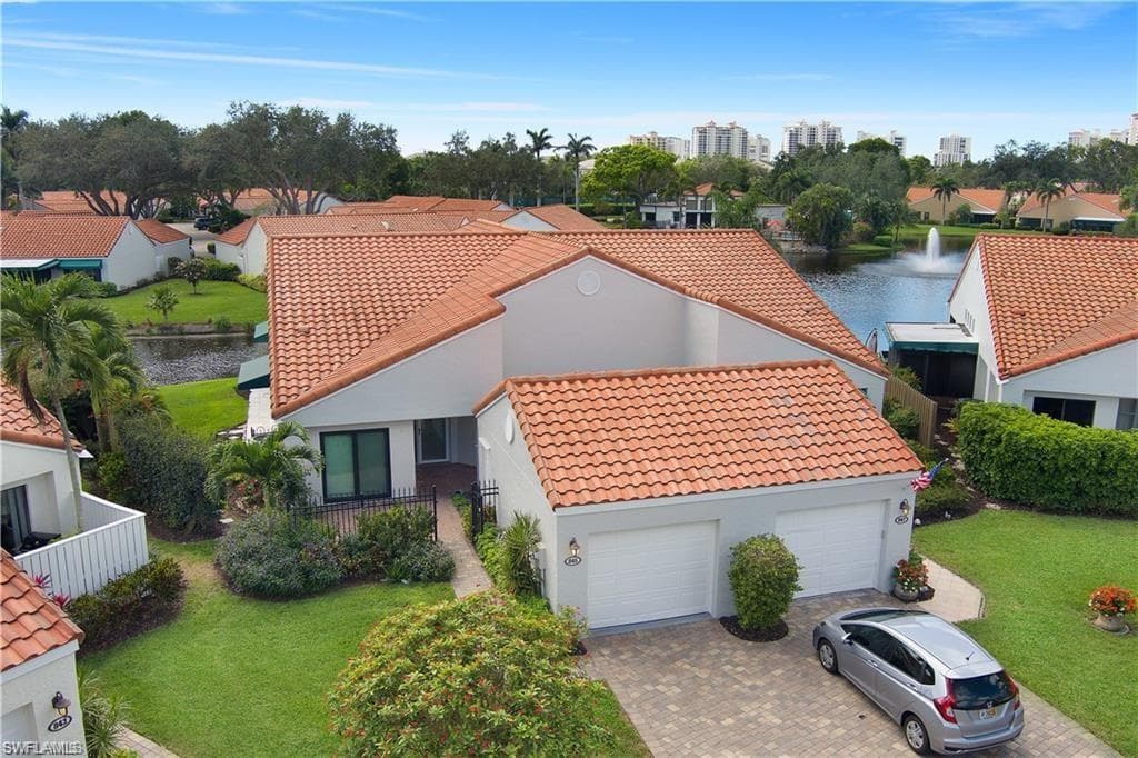 845 Reef Point CIR NAPLES, FL 34108