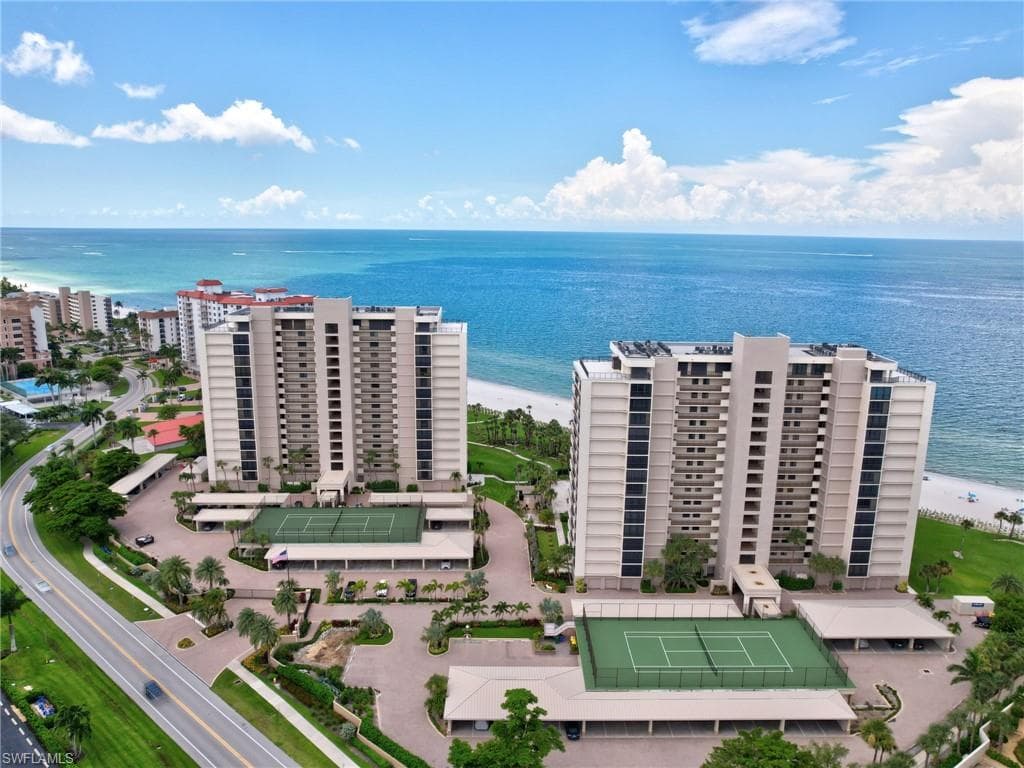 10951 Gulf Shore DR 1504 NAPLES, FL 34108