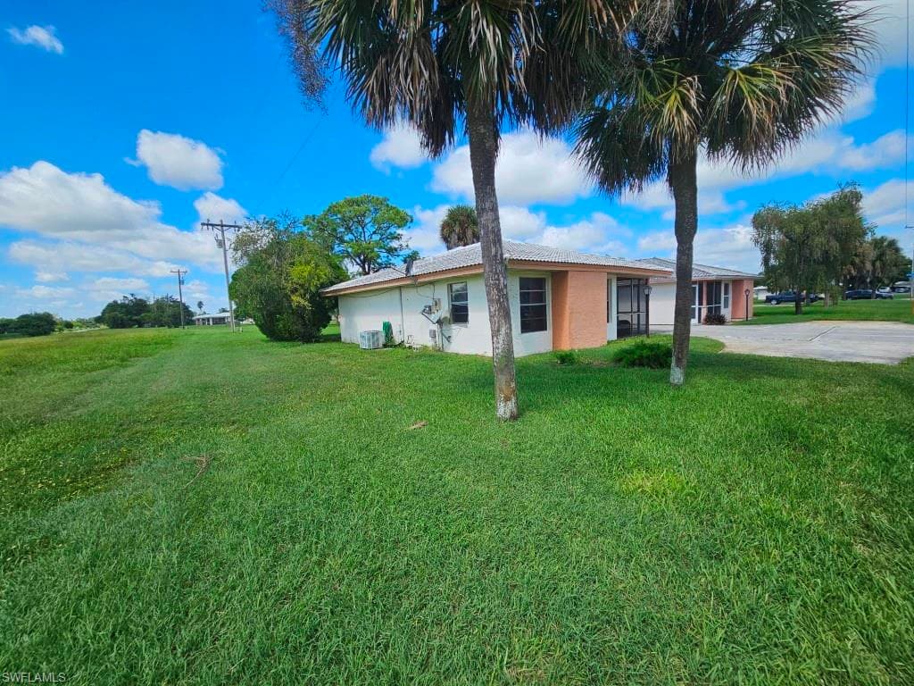 217 Beth Stacey BLVD LEHIGH ACRES, FL 33936