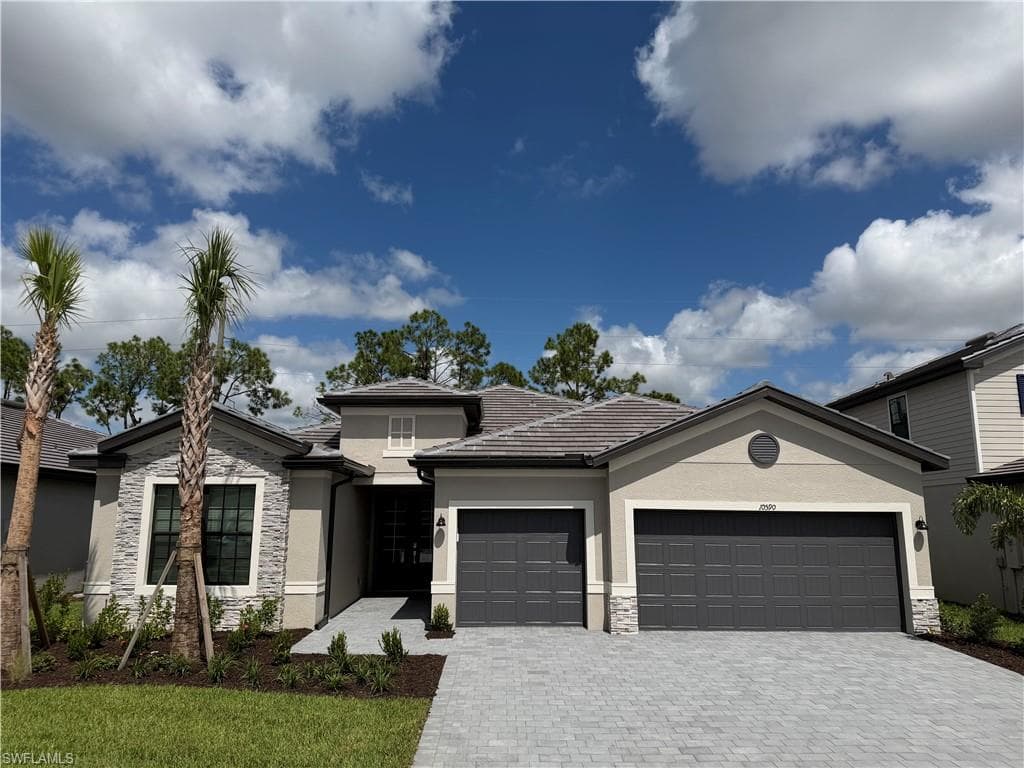 10521 Timber Creek DR FORT MYERS, FL 33913