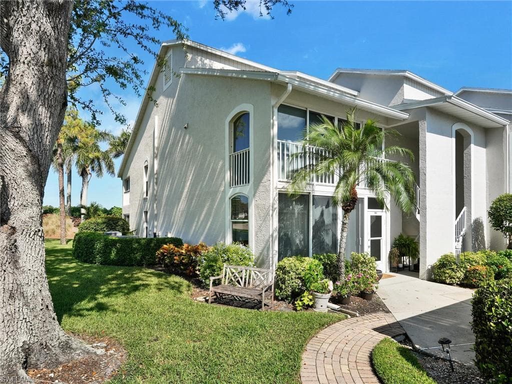 457 Country Hollow CT A201 NAPLES, FL 34104