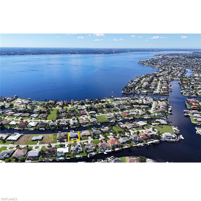 2244 SE 27th ST CAPE CORAL, FL 33904