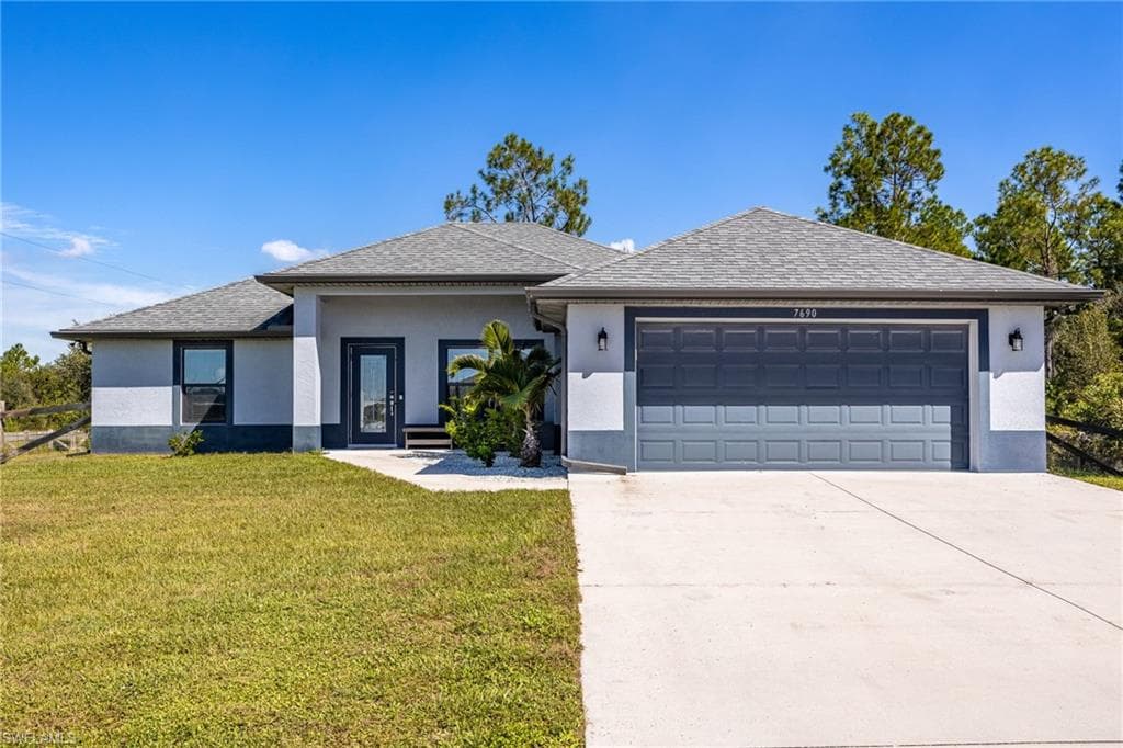 7690 18th PL LABELLE, FL 33935