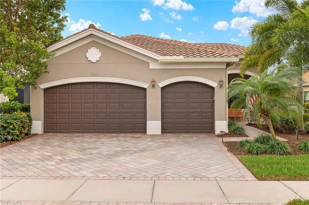 11667 Kati Falls LN FORT MYERS, FL 33913