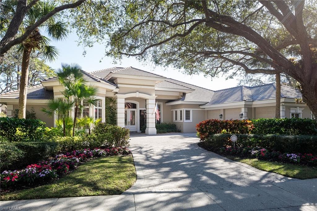 896 Barcarmil WAY NAPLES, FL 34110