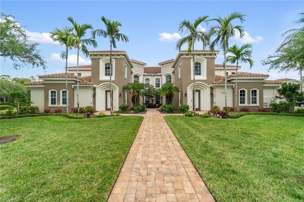 11000 Carrara CT 102 BONITA SPRINGS, FL 34135