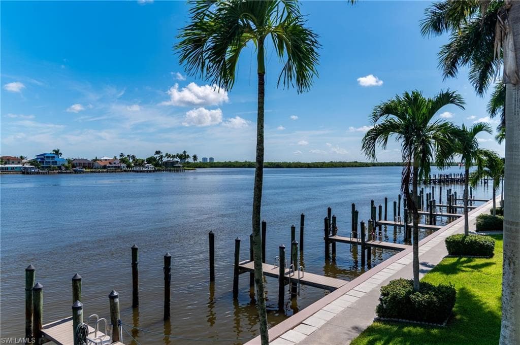 1215 Edington PL J5 MARCO ISLAND, FL 34145