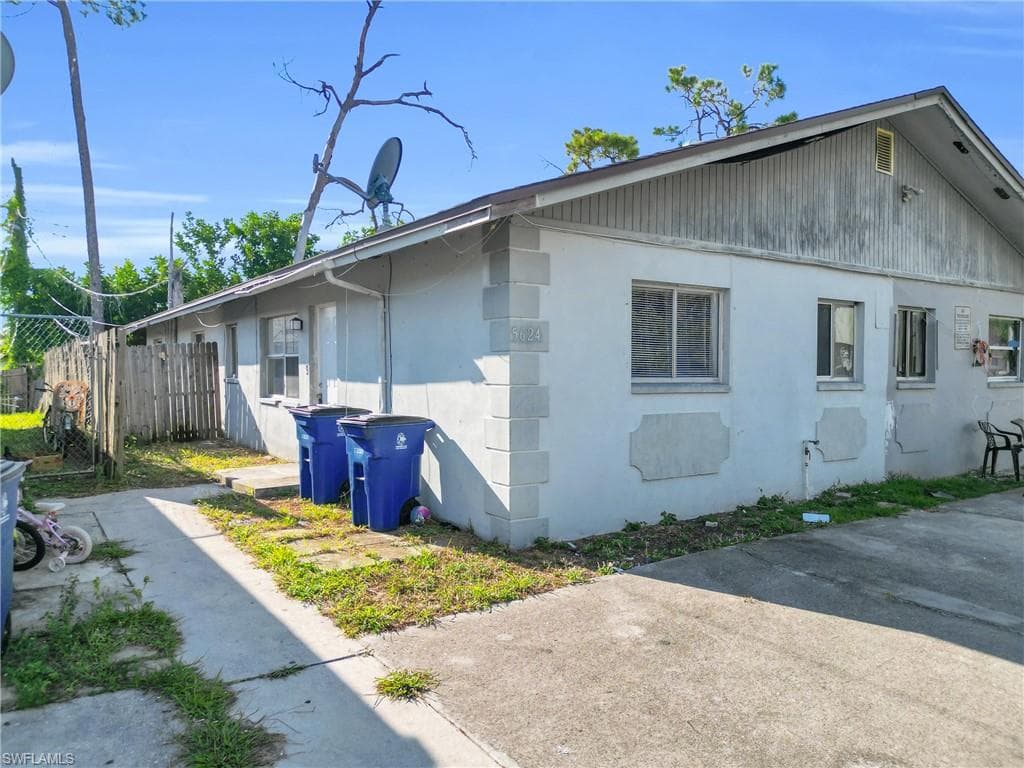 5624 7th AVE FORT MYERS, FL 33907