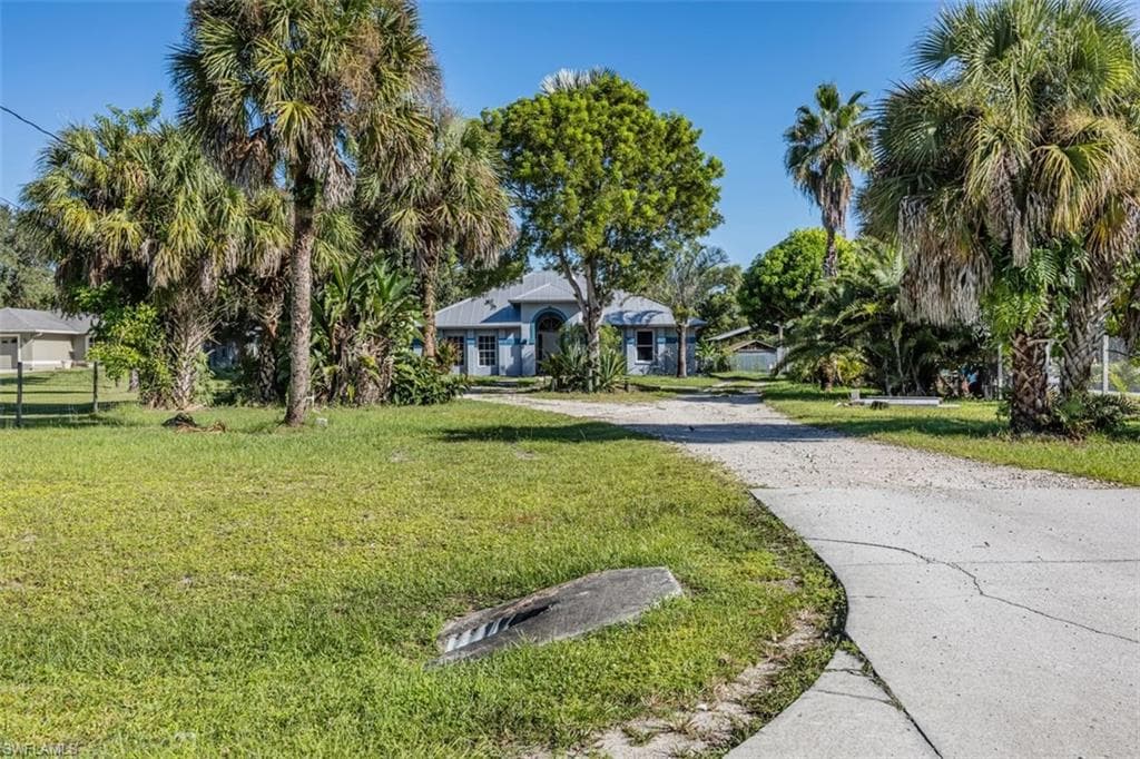 161 18th AVE NE NAPLES, FL 34120