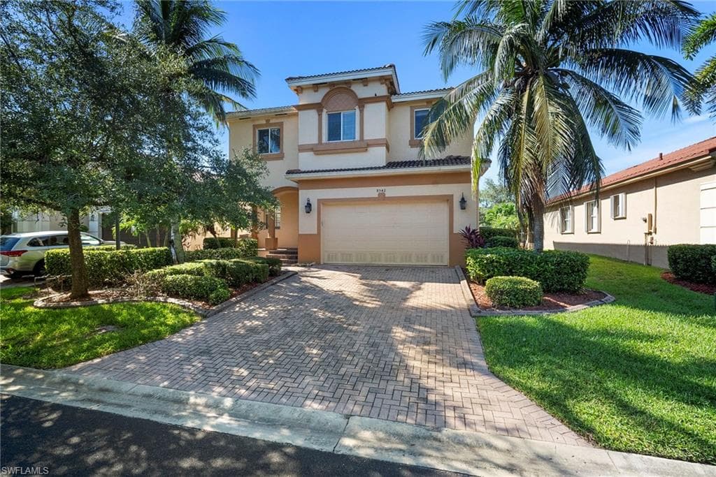 8542 Sumner AVE 1 FORT MYERS, FL 33908