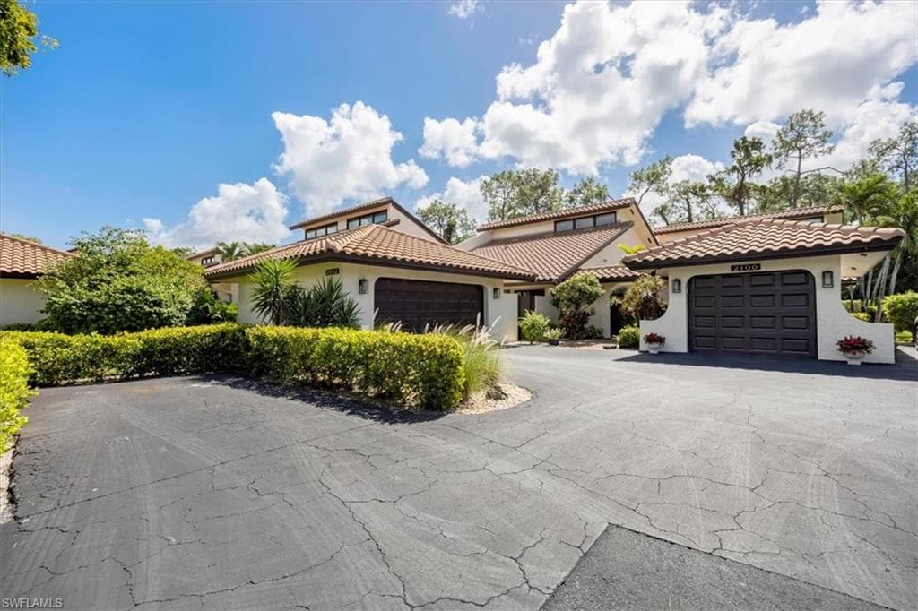 2102 Buckingham LN U4 NAPLES, FL 34112