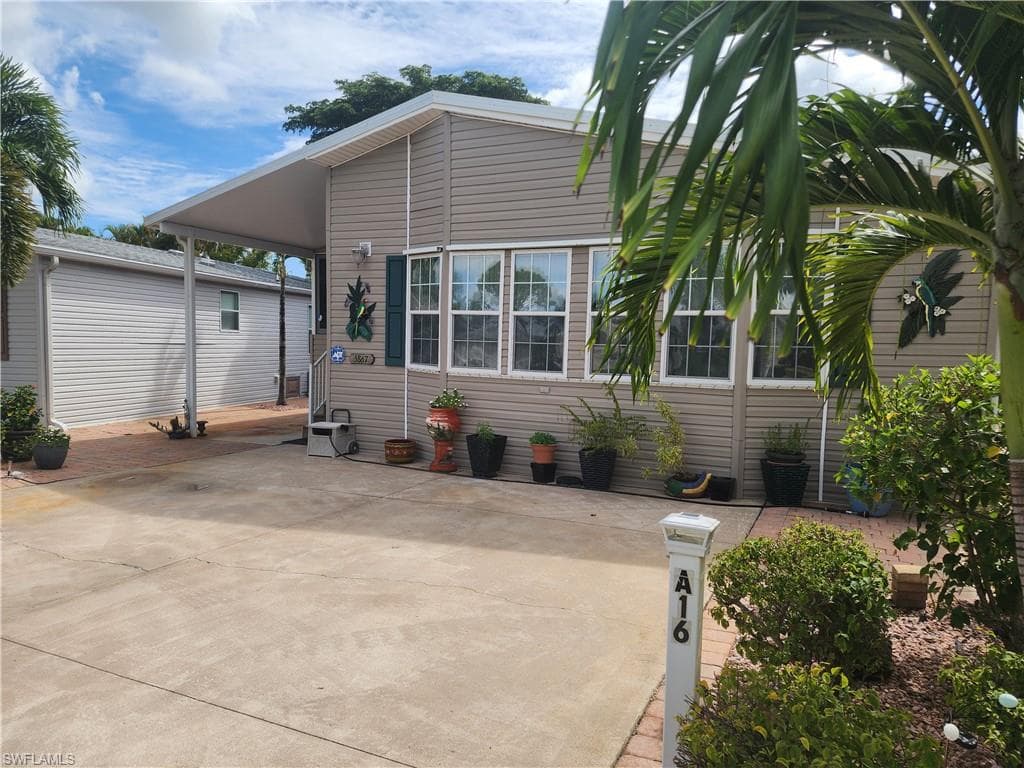 5867 Brightwood DR E A16 FORT MYERS, FL 33905