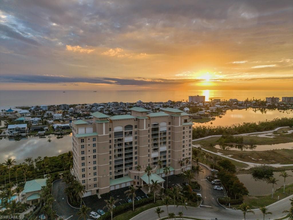 4192 Bay Beach LN 892 FORT MYERS BEACH, FL 33931
