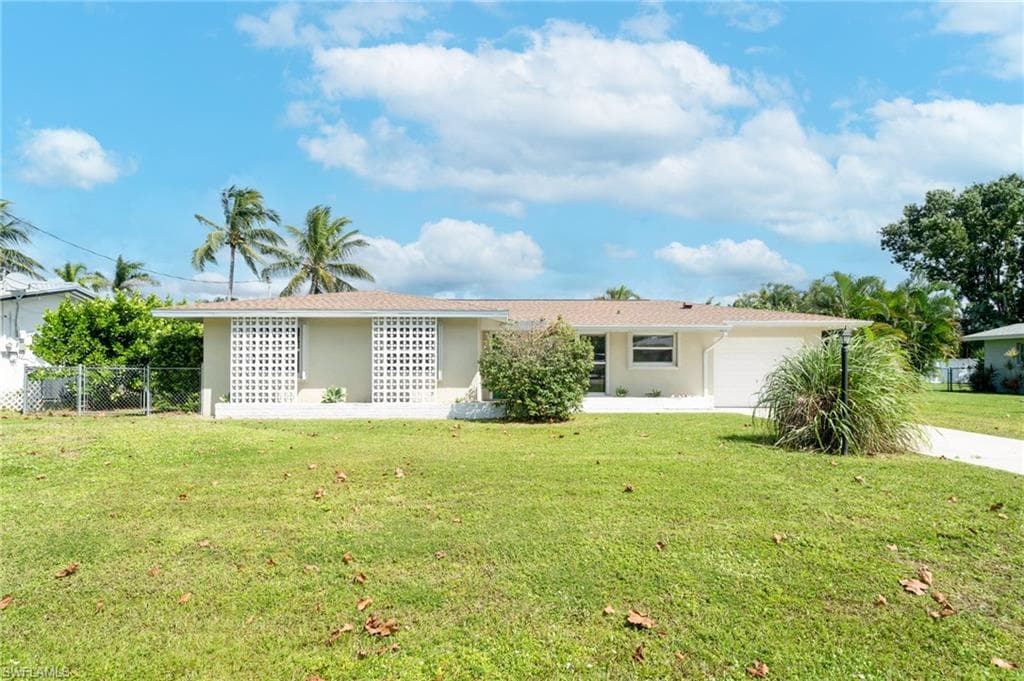 5831 SW 1st CT CAPE CORAL, FL 33914