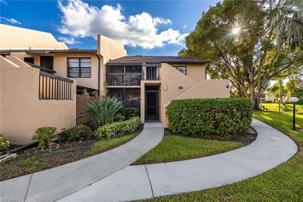 15466 Admiralty CIR 4 NORTH FORT MYERS, FL 33917