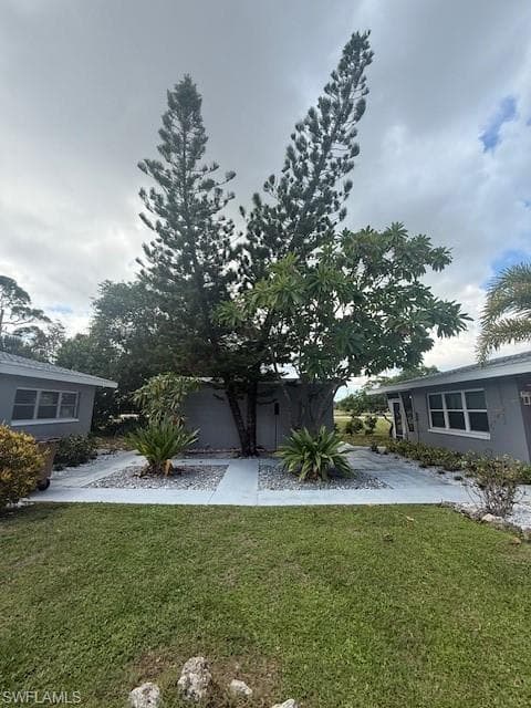 4920 York ST 1 CAPE CORAL, FL 33904