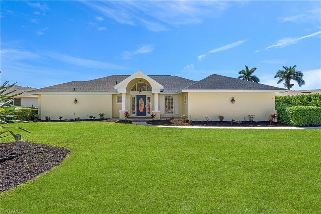 491 Cypress WAY E NAPLES, FL 34110