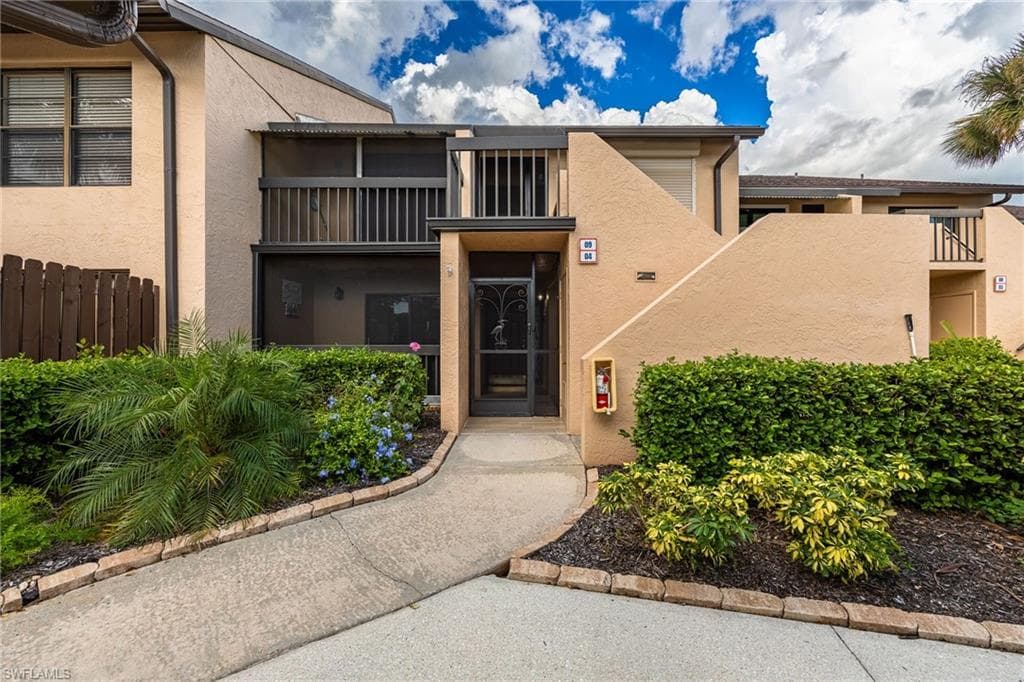 15444 Admiralty CIR 4 NORTH FORT MYERS, FL 33917