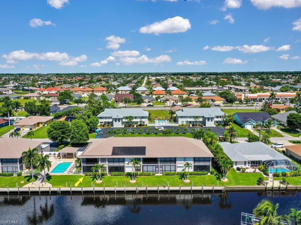 902 SW 48th TER 105 CAPE CORAL, FL 33914