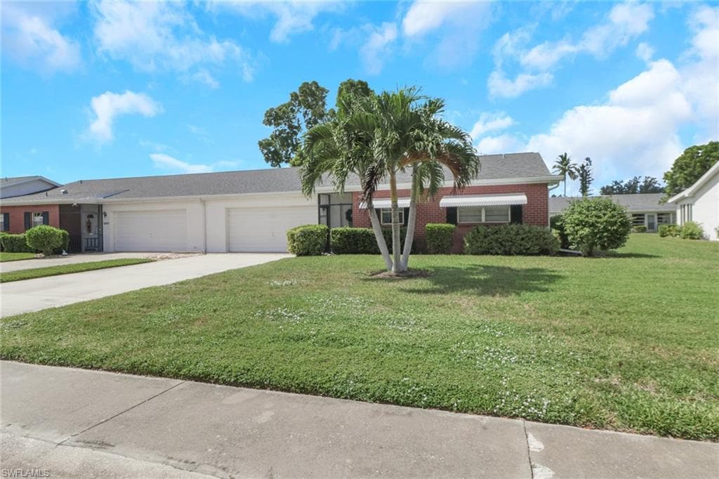 7032 Cedarhurst DR FORT MYERS, FL 33919
