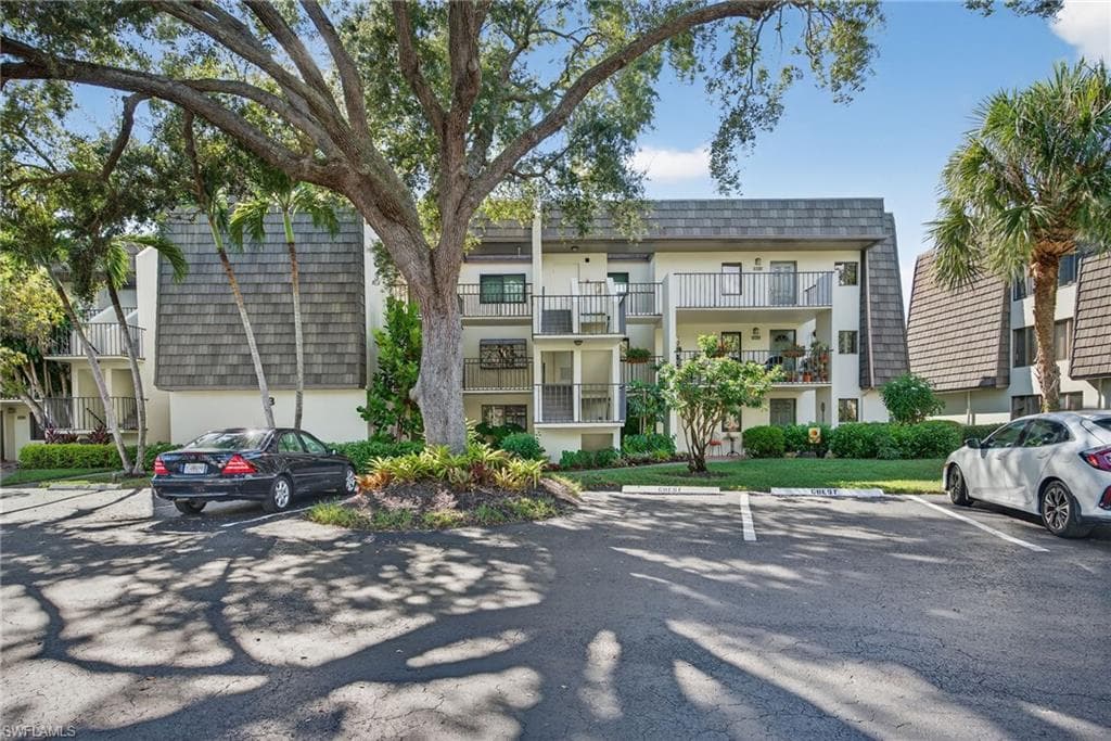 1637 Spoonbill LN 1637A NAPLES, FL 34105
