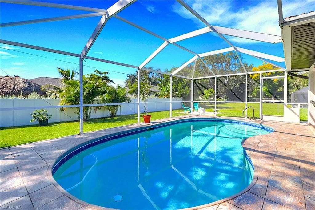 938 6th PL CAPE CORAL, FL 33991