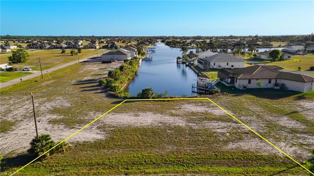 4226 NW 40th LN CAPE CORAL, FL 33993