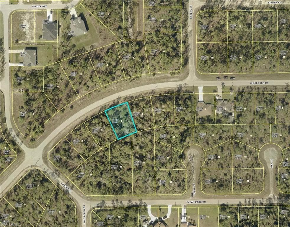267 Woodburn DR LEHIGH ACRES, FL 33972