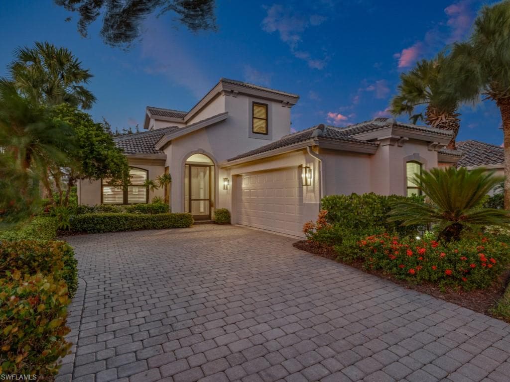 21823 Masters CIR ESTERO, FL 33928