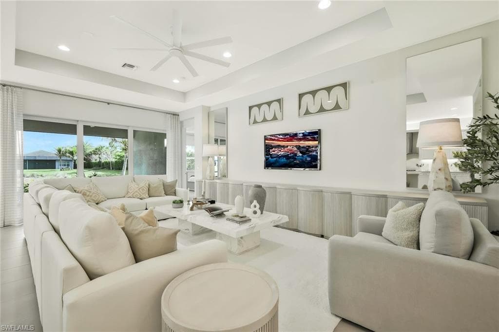 11805 Drake LN NAPLES, FL 34120