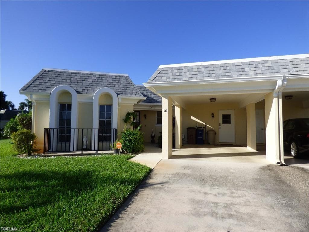10 Regency CT LEHIGH ACRES, FL 33936