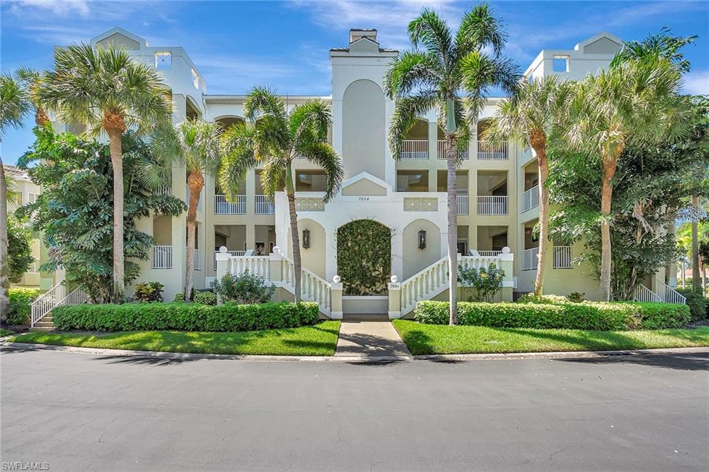 7654 Pebble Creek CIR 303 NAPLES, FL 34108