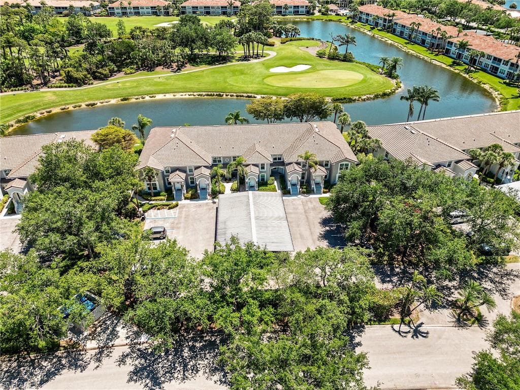 9241 Spring Run BLVD 2202 ESTERO, FL 34135