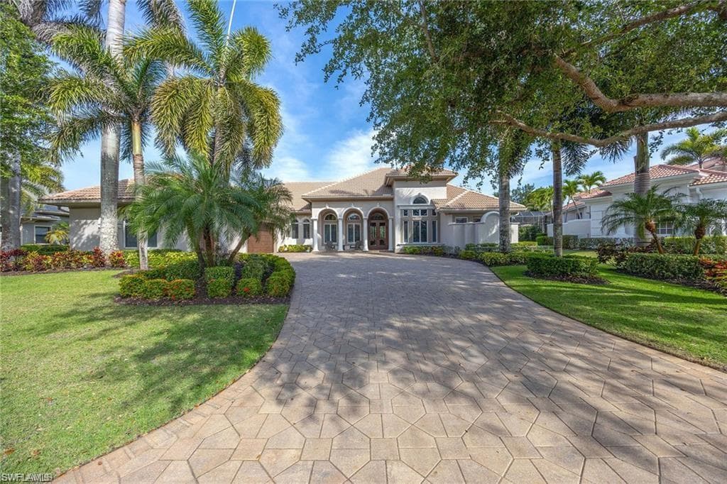 22191 Red Laurel LN ESTERO, FL 33928