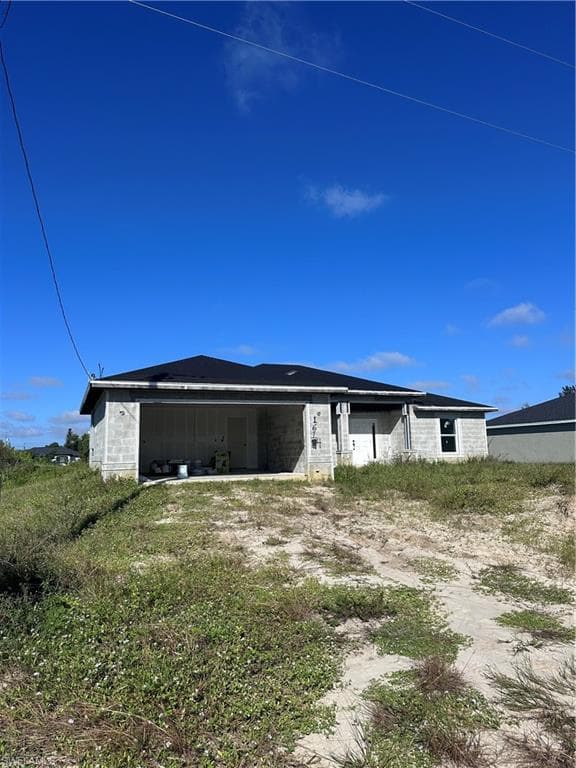 1614 NE 6th AVE CAPE CORAL, FL 33909