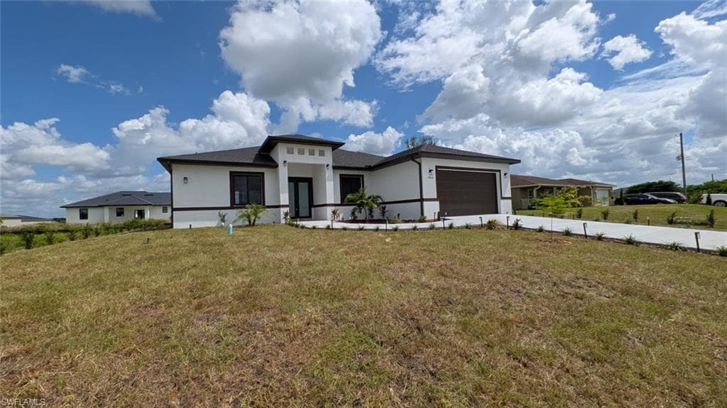 9054 Lamkin CIR LABELLE, FL 33935