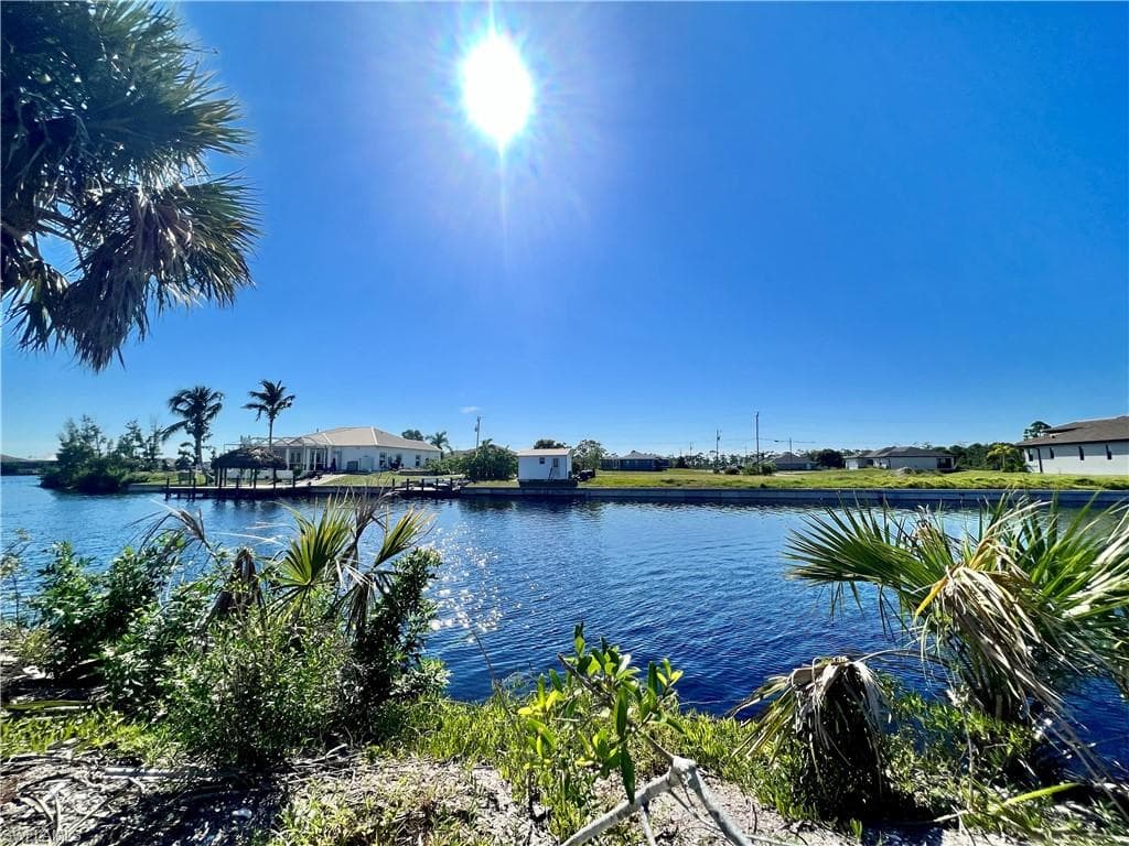 4008 NW 42nd PL CAPE CORAL, FL 33993