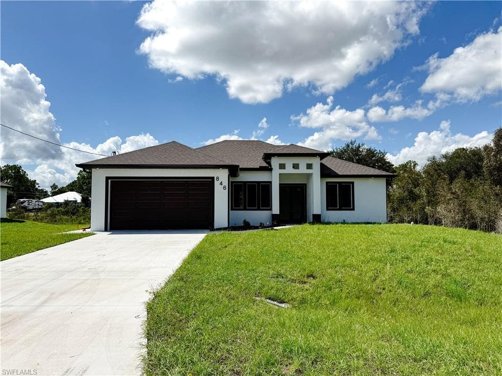 846 Andover AVE S LEHIGH ACRES, FL 33974