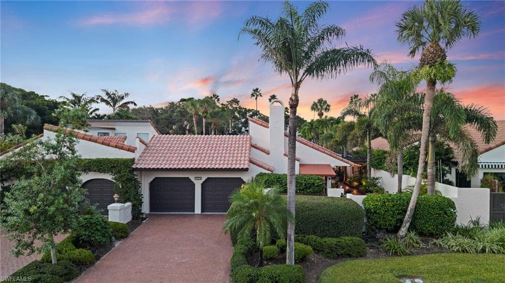 504 Tierra Mar LN E 2 NAPLES, FL 34108