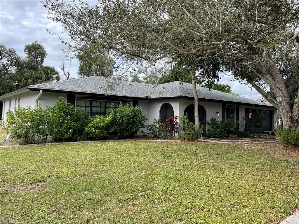 4735 Randag DR NORTH FORT MYERS, FL 33903