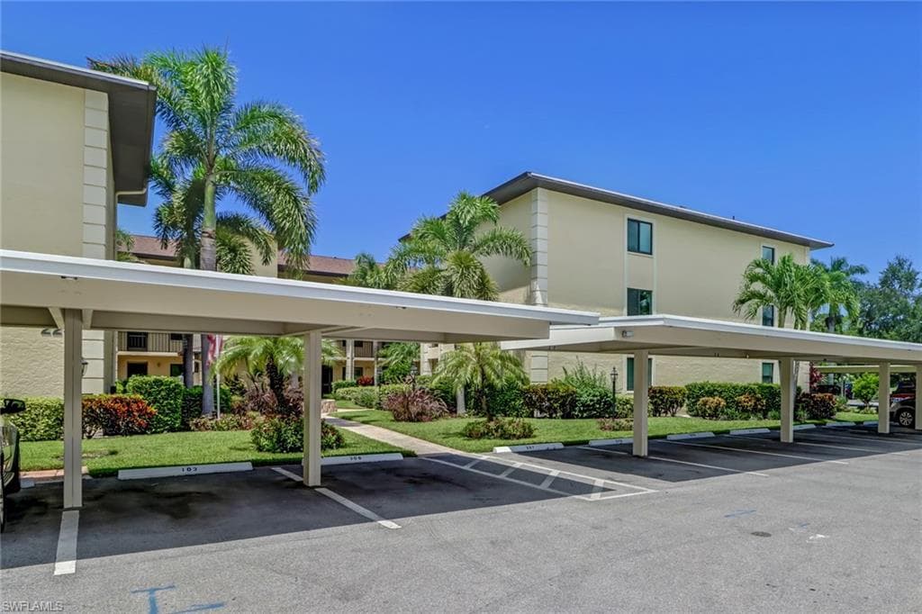 228 Fox Glen DR 3308 NAPLES, FL 34104
