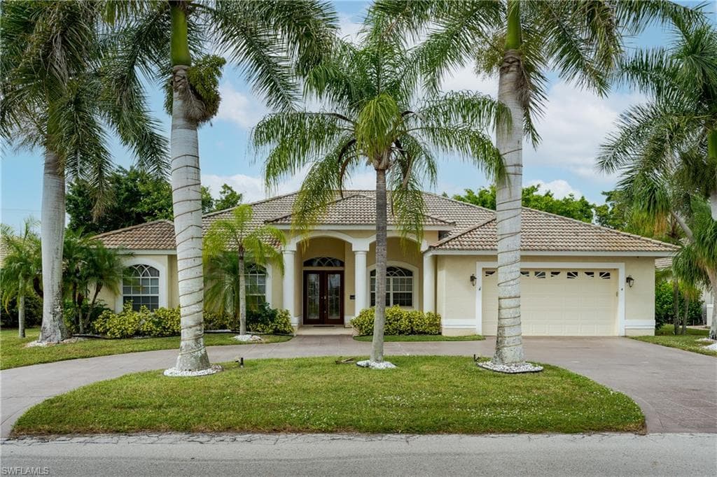 28452 Del Lago WAY BONITA SPRINGS, FL 34135