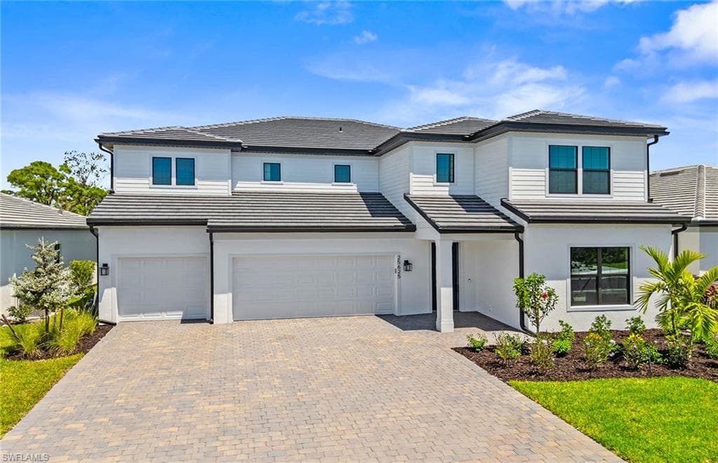 25625 Shoreline Gaze DR BONITA SPRINGS, FL 34135