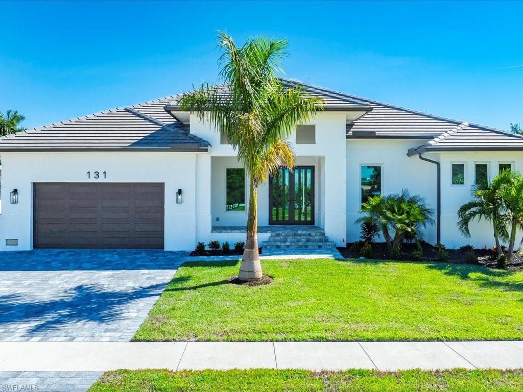 131 Bald Eagle DR MARCO ISLAND, FL 34145