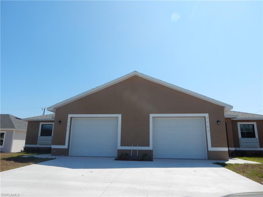 1713 SW 33rd ST CAPE CORAL, FL 33914