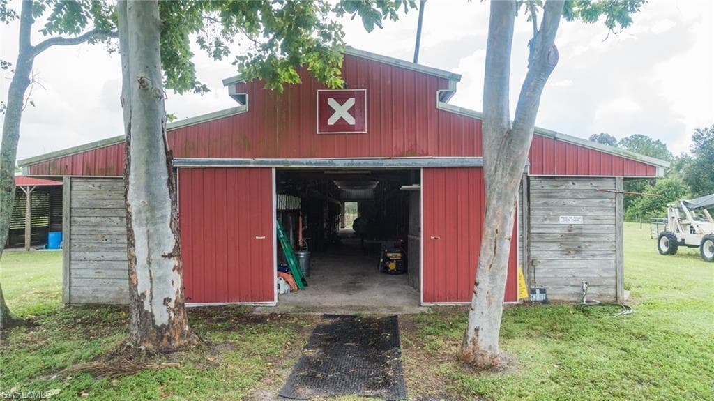 19780 Skipper RD NORTH FORT MYERS, FL 33917