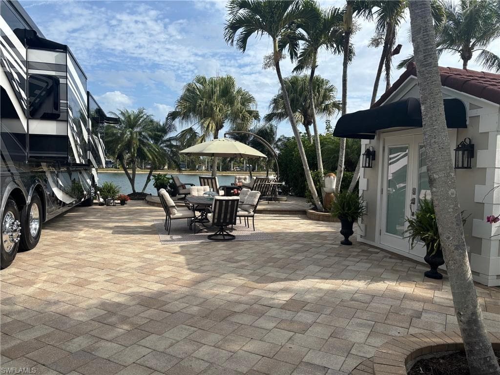 4521 Southern Breeze DR NAPLES, FL 34114