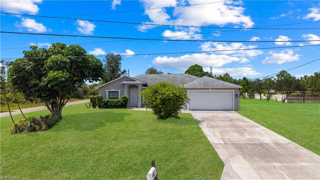 720 Bedford Point AVE LEHIGH ACRES, FL 33974